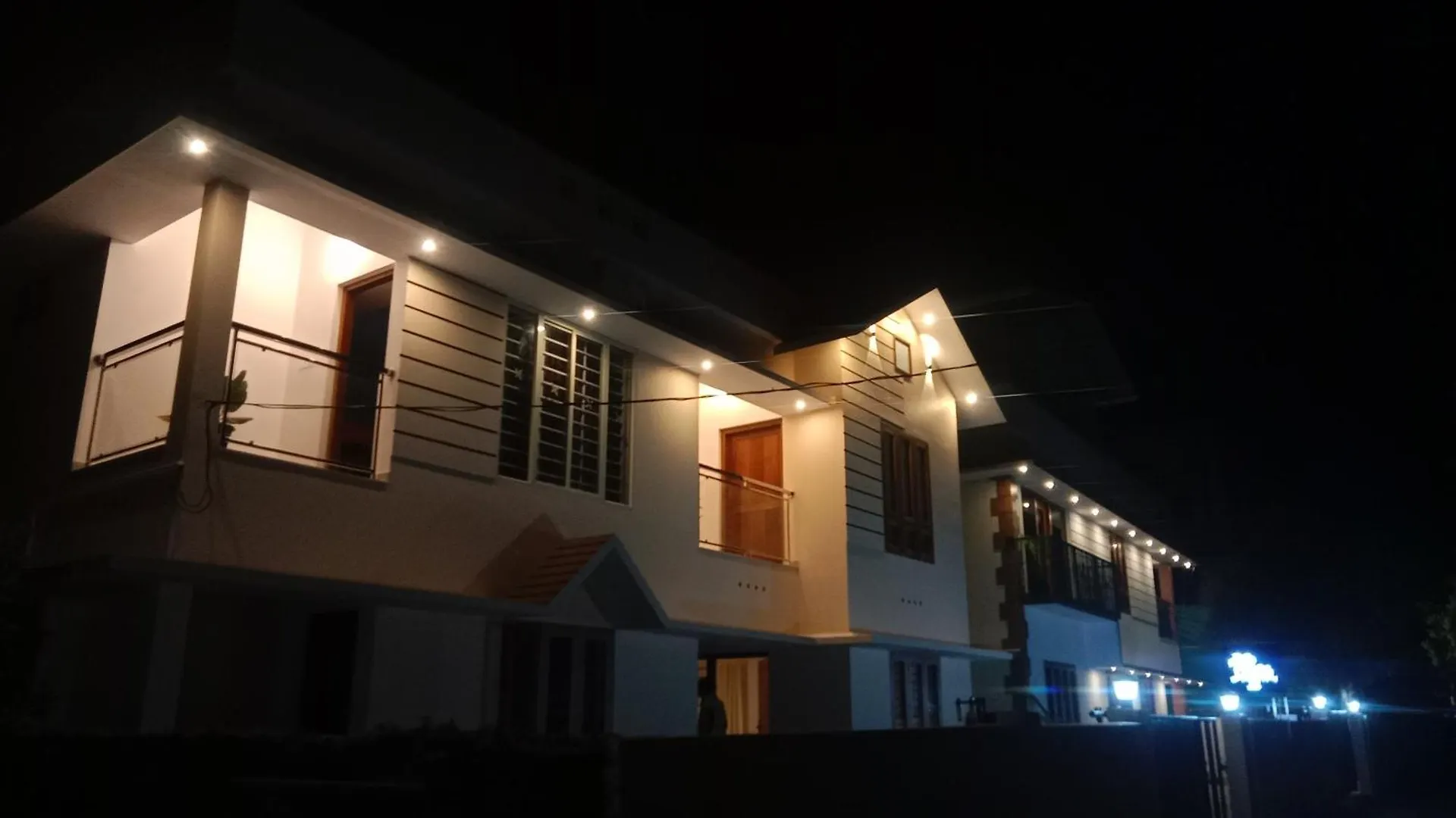 Casa Branca Family Hub Apartment Varkala
